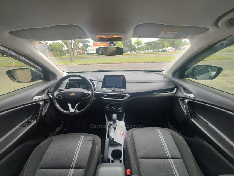 CHEVROLET - TRACKER - 2023/2024 - Prata - R$ 104.900,00