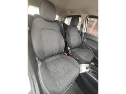 FIAT - ARGO - 2021/2022 - Branca - R$ 59.900,00