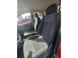 CHEVROLET - PRISMA - 2011/2012 - Vermelha - R$ 29.900,00