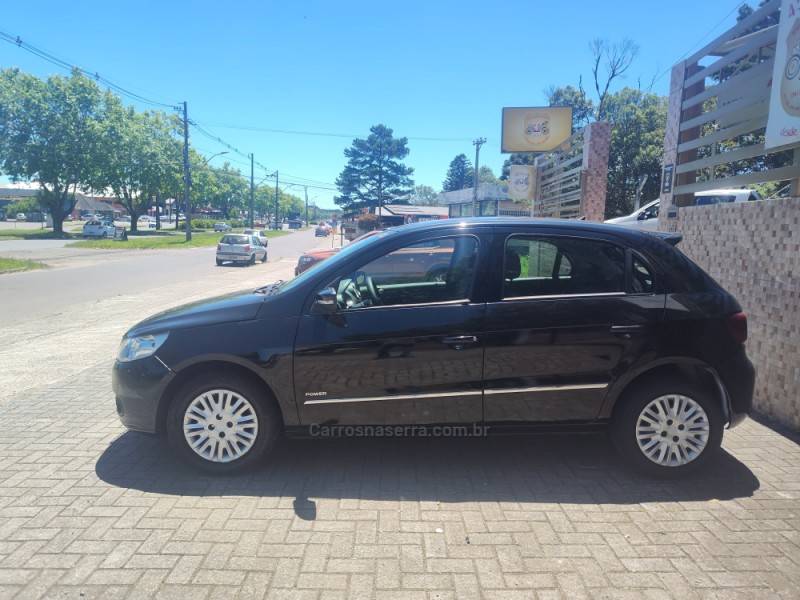 VOLKSWAGEN - GOL - 2010/2011 - Preta - R$ 29.900,00