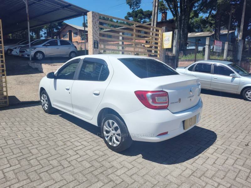 RENAULT - LOGAN - 2014/2015 - Branca - R$ 35.900,00