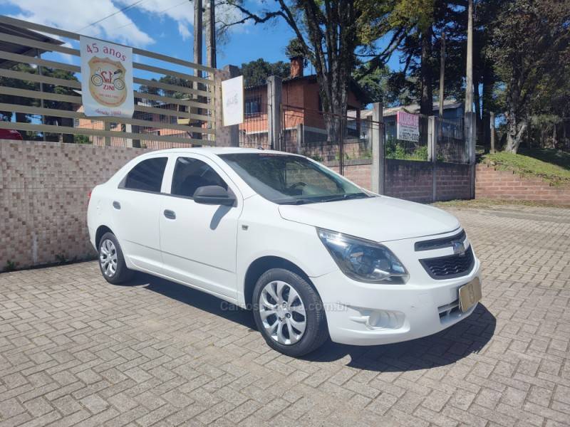 CHEVROLET - COBALT - 2011/2012 - Branca - R$ 32.900,00