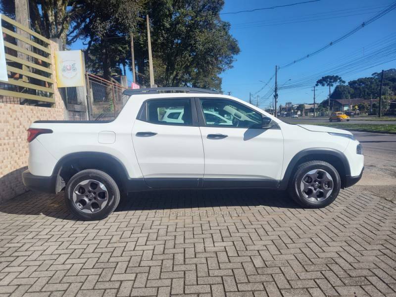 FIAT - TORO - 2016/2017 - Branca - R$ 84.900,00