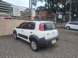 FIAT - UNO - 2011/2012 - Branca - R$ 29.900,00