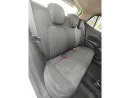 FIAT - ARGO - 2021/2022 - Branca - R$ 59.900,00