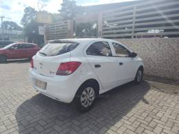 CHEVROLET - ONIX - 2018/2018 - Branca - R$ 44.900,00