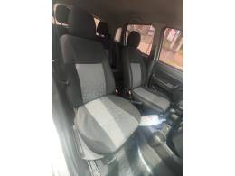 FORD - FIESTA - 2011/2012 - Prata - R$ 19.900,00