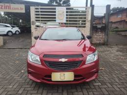CHEVROLET - ONIX - 2017/2018 - Vermelha - R$ 46.900,00