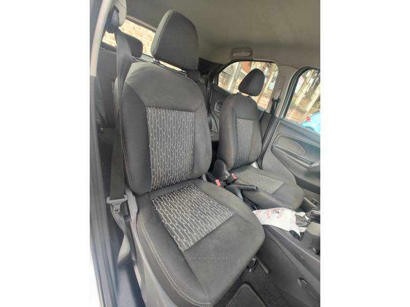 FORD - KA - 2014/2015 - Prata - R$ 37.900,00