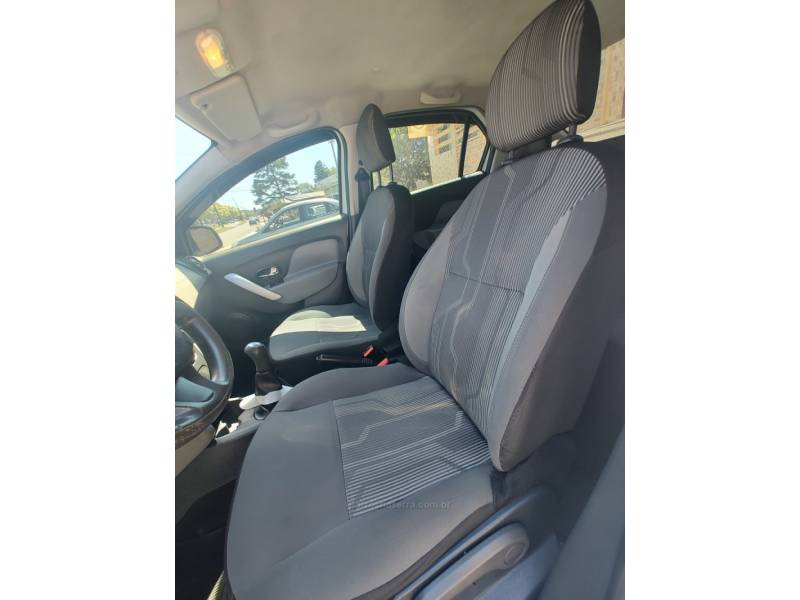 RENAULT - LOGAN - 2014/2015 - Branca - R$ 35.900,00