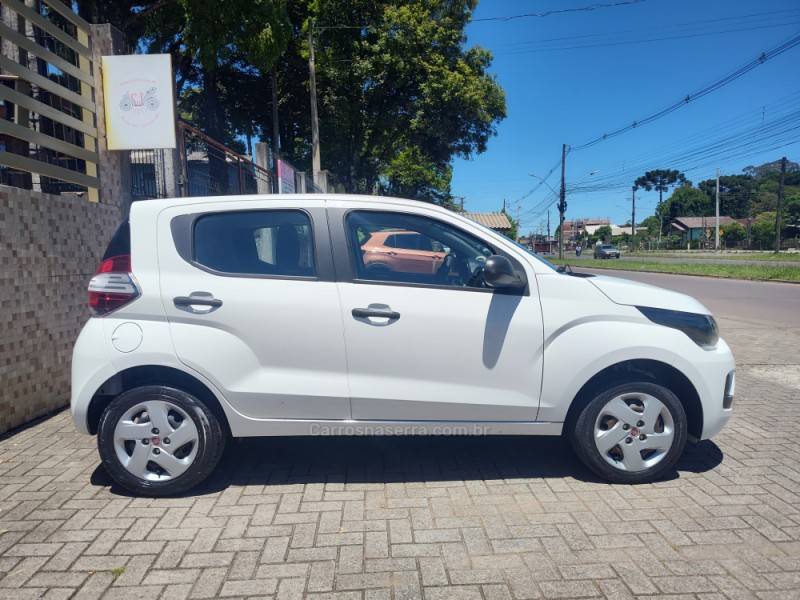 FIAT - MOBI - 2019/2020 - Branca - R$ 44.900,00