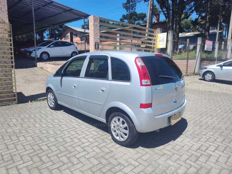 CHEVROLET - MERIVA - 2007/2008 - Prata - R$ 29.900,00