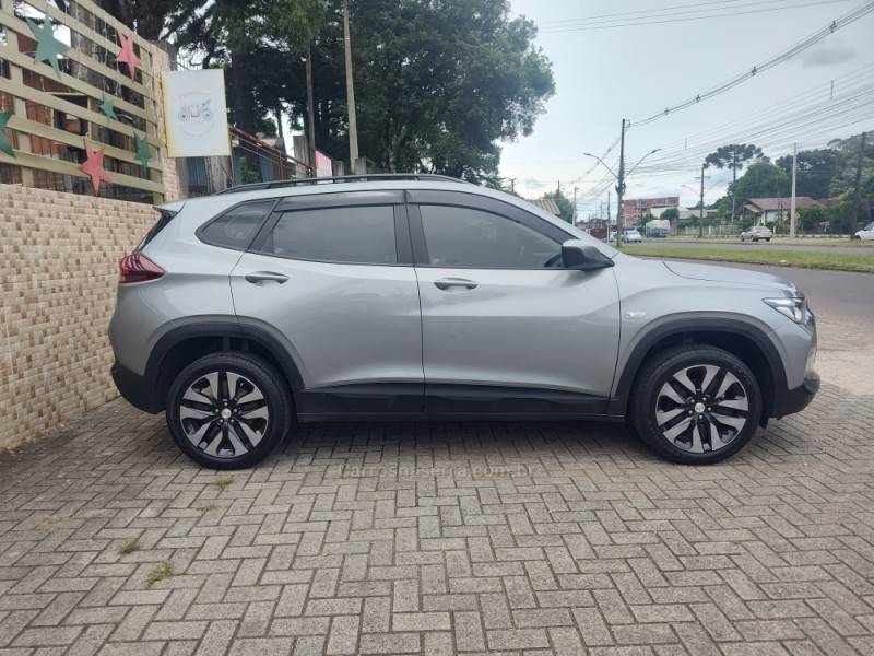 CHEVROLET - TRACKER - 2023/2024 - Prata - R$ 104.900,00