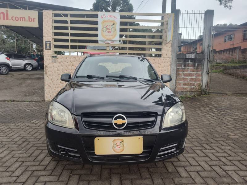 CHEVROLET - CELTA - 2009/2010 - Preta - R$ 26.900,00