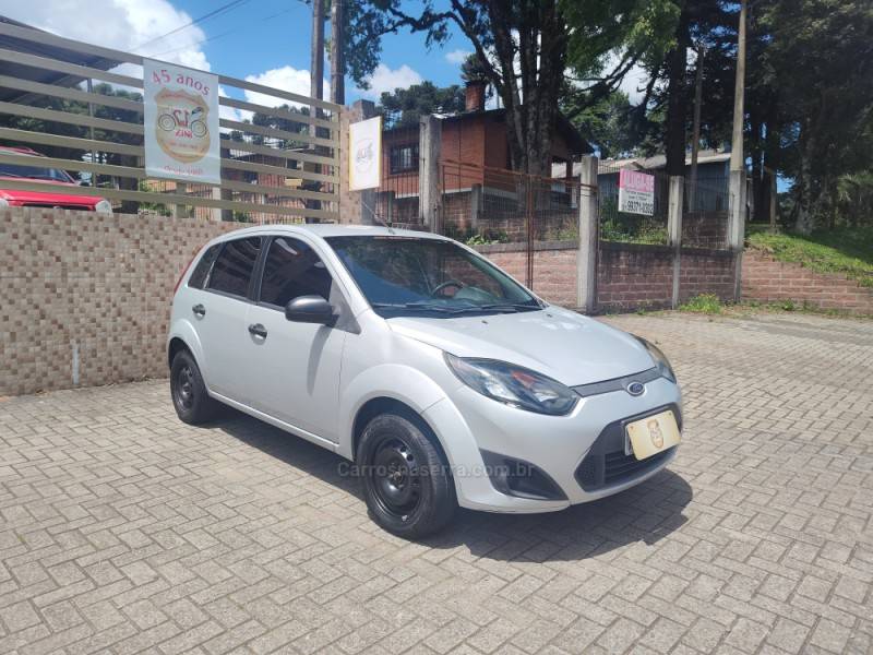 FORD - FIESTA - 2011/2012 - Prata - R$ 19.900,00