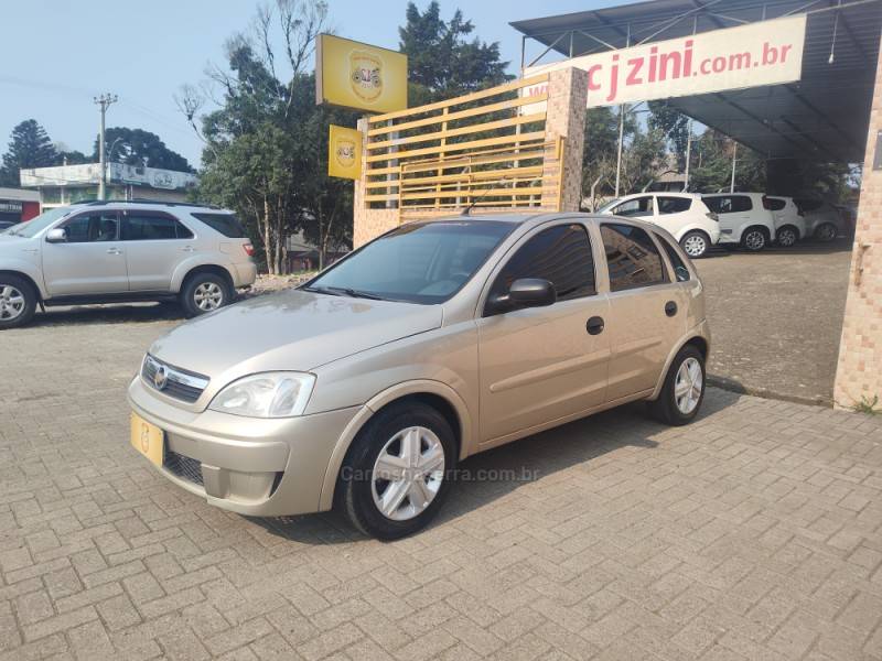 CHEVROLET - CORSA - 2012/2012 - Bege - R$ 31.900,00