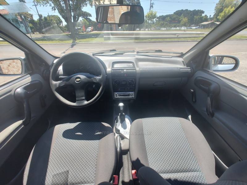 CHEVROLET - CLASSIC - 2011/2012 - Prata - R$ 27.900,00