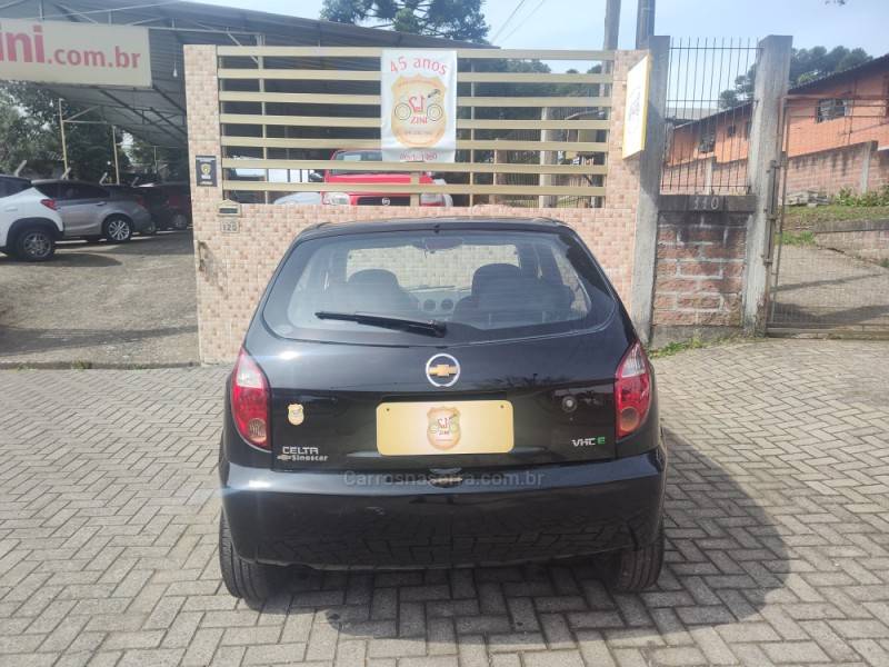 CHEVROLET - CELTA - 2009/2010 - Preta - R$ 26.900,00