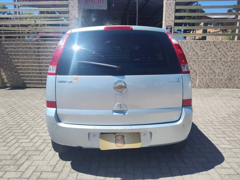 CHEVROLET - MERIVA - 2007/2008 - Prata - R$ 29.900,00