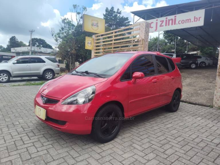 HONDA - FIT - 2006/2007 - Vermelha - R$ 29.900,00