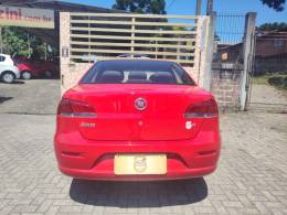 FIAT - SIENA - 2014/2015 - Vermelha - R$ 35.900,00