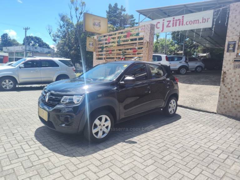 RENAULT - KWID - 2017/2018 - Preta - R$ 39.900,00