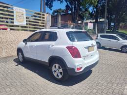 CHEVROLET - TRACKER - 2017/2018 - Branca - R$ 73.900,00