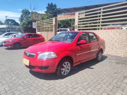 FIAT - SIENA - 2014/2015 - Vermelha - R$ 35.900,00