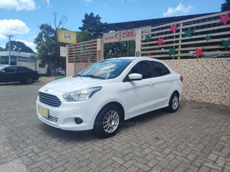 FORD - KA + - 2018/2018 - Branca - R$ 43.900,00