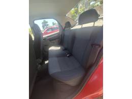 CHEVROLET - PRISMA - 2011/2012 - Vermelha - R$ 29.900,00