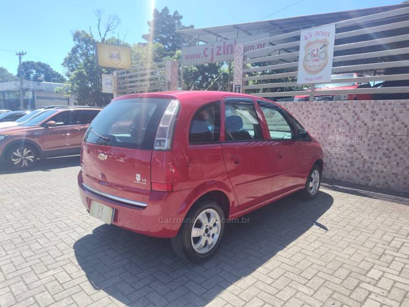CHEVROLET - MERIVA - 2010/2011 - Vermelha - R$ 31.900,00