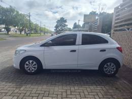 CHEVROLET - ONIX - 2018/2018 - Branca - R$ 44.900,00