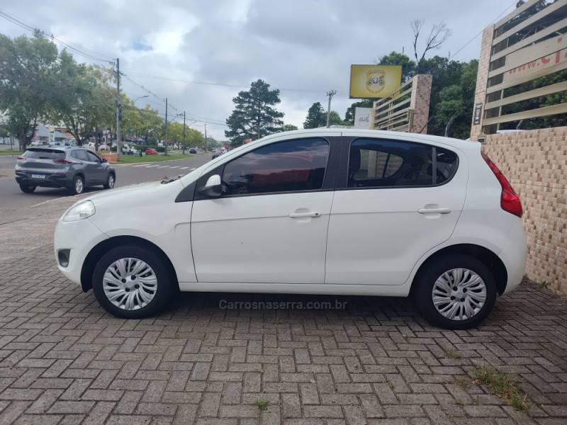 FIAT - PALIO - 2014/2015 - Branca - R$ 39.900,00