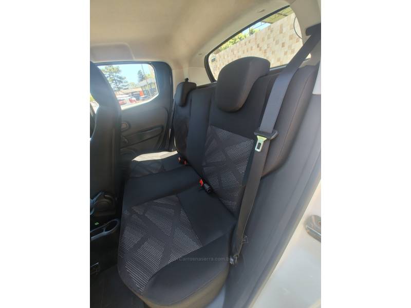 FIAT - MOBI - 2019/2020 - Branca - R$ 44.900,00