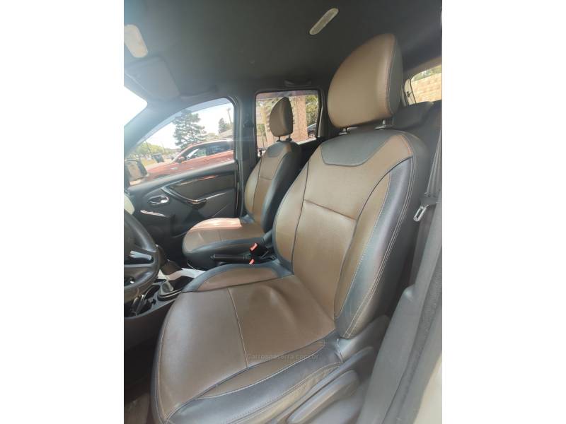 RENAULT - DUSTER - 2015/2016 - Prata - R$ 59.900,00