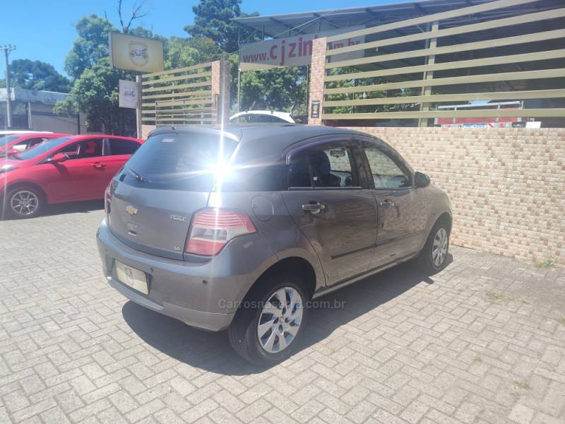 CHEVROLET - AGILE - 2010/2011 - Cinza - R$ 29.900,00