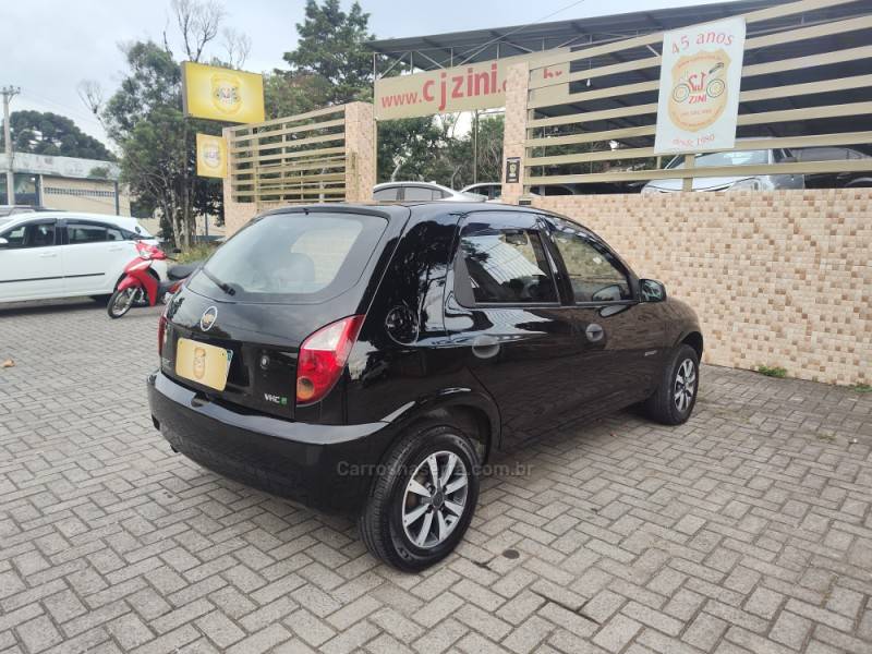 CHEVROLET - CELTA - 2009/2010 - Preta - R$ 24.900,00