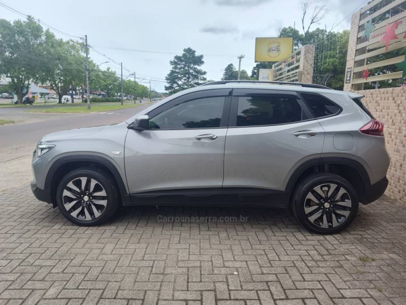 CHEVROLET - TRACKER - 2023/2024 - Prata - R$ 104.900,00