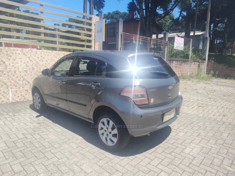 CHEVROLET - AGILE - 2010/2011 - Cinza - R$ 29.900,00