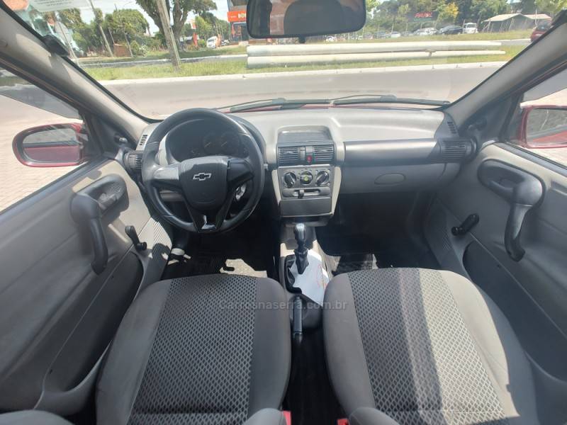 CHEVROLET - CLASSIC - 2010/2011 - Vermelha - R$ 24.900,00