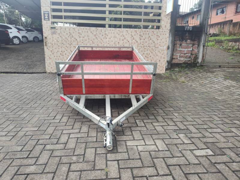 DACLA - PLATAFORMA 1 MOTO - 2025/2025 - Prata - R$ 4.200,00