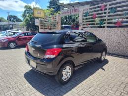 CHEVROLET - ONIX - 2015/2015 - Preta - R$ 44.900,00