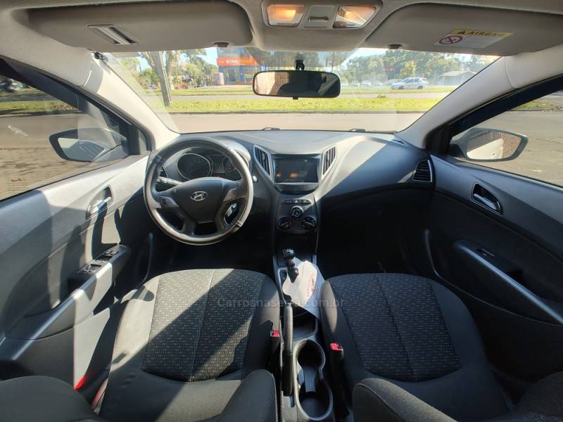 HYUNDAI - HB20 - 2016/2016 - Branca - R$ 48.900,00