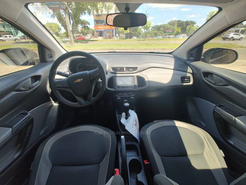 CHEVROLET - ONIX - 2015/2015 - Preta - R$ 44.900,00