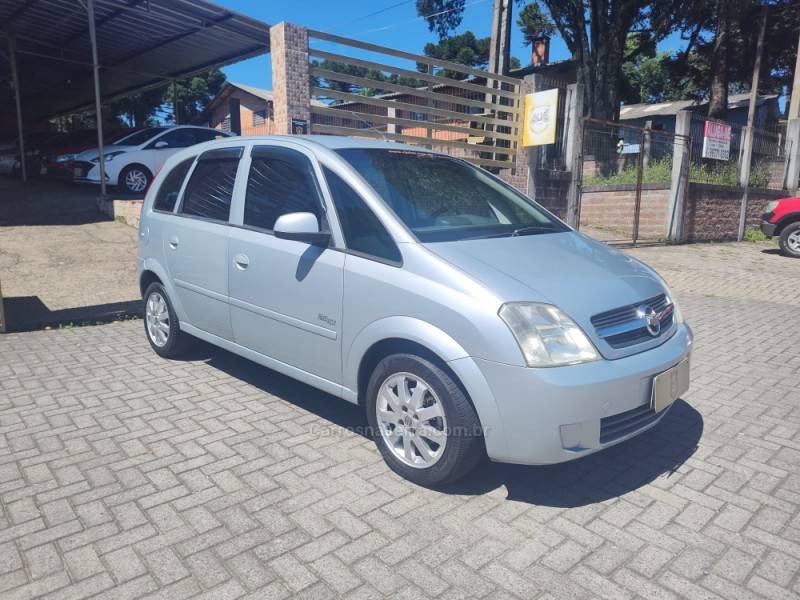 CHEVROLET - MERIVA - 2007/2008 - Prata - R$ 29.900,00