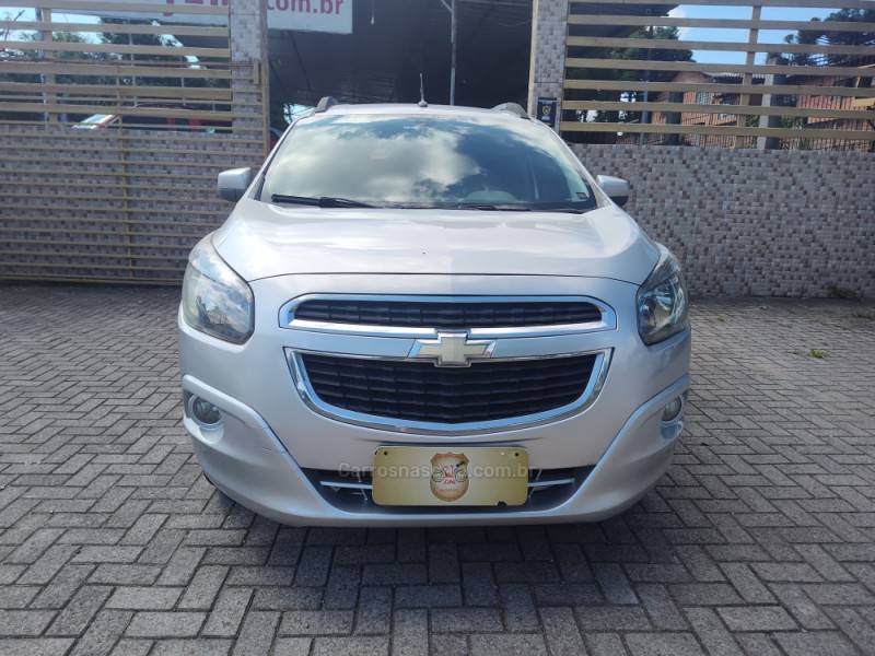 CHEVROLET - SPIN - 2014/2015 - Prata - R$ 54.900,00