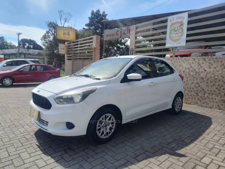 FORD - KA - 2015/2015 - Branca - R$ 36.900,00
