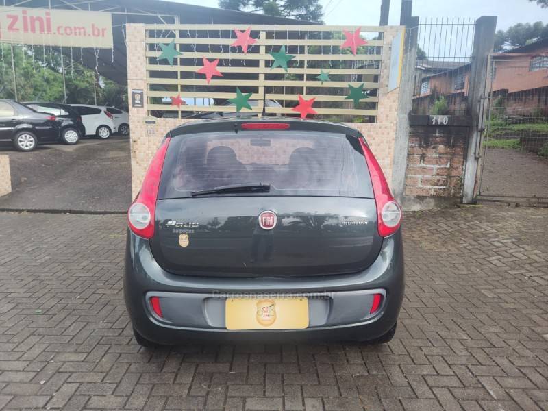 FIAT - PALIO - 2012/2012 - Cinza - R$ 33.900,00