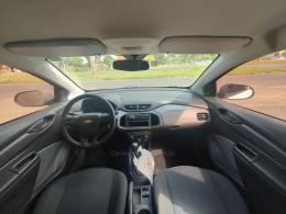 CHEVROLET - ONIX - 2018/2018 - Branca - R$ 44.900,00