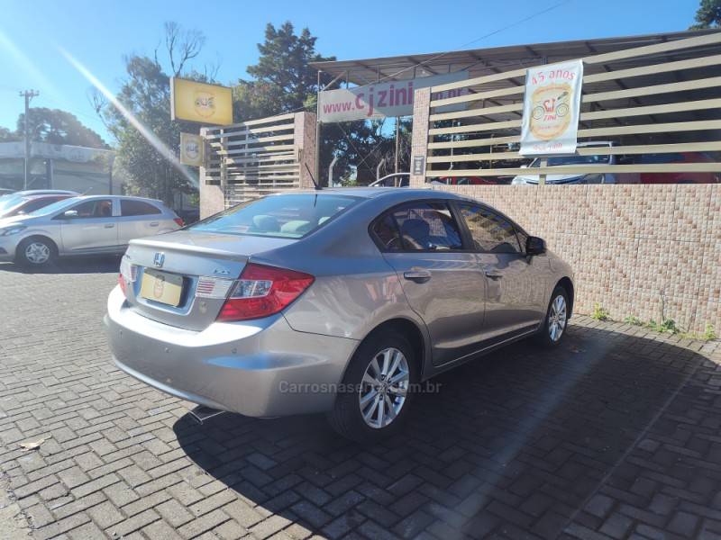 HONDA - CIVIC - 2012/2013 - Cinza - R$ 66.900,00